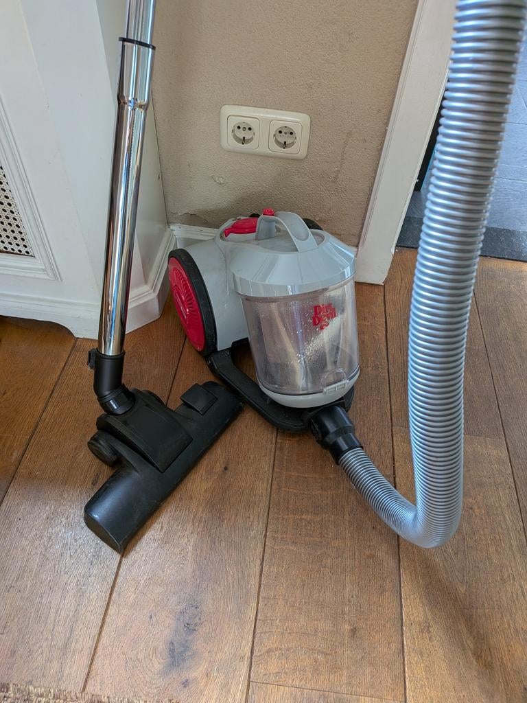 Dirt Devil DD2503, een zakloze cycloonstofzuiger. , Ophalen