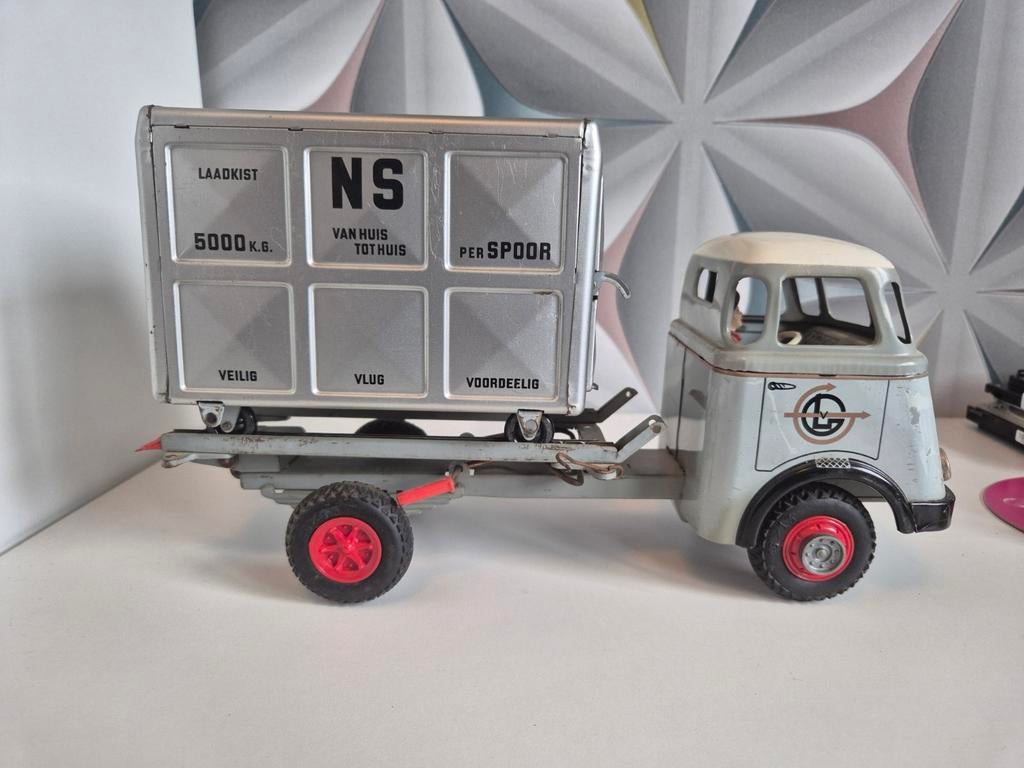 Arnold DAF truck van Gend & Loos met container NS HUIS, Verzamelen, Ophalen of Verzenden, Gebruikt