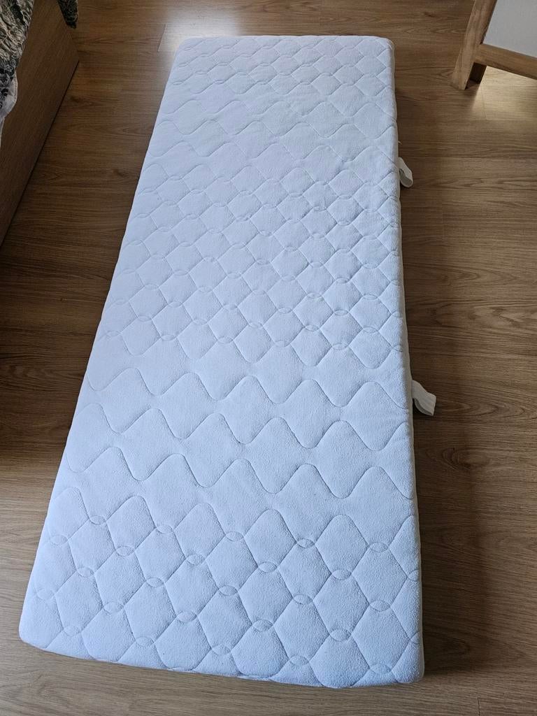 2x latex matrassen, Ophalen, Eenpersoons, 90 cm