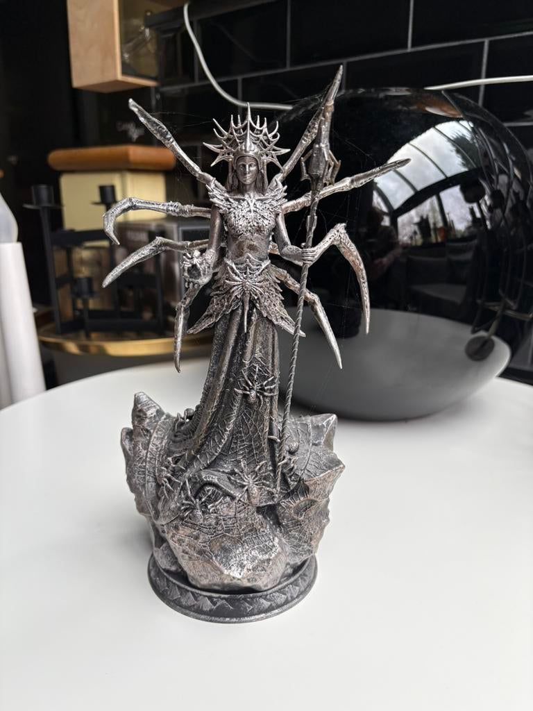 The Elder Scrolls collectors beeldje “Summerset”, Ophalen of Verzenden, Zo goed als nieuw