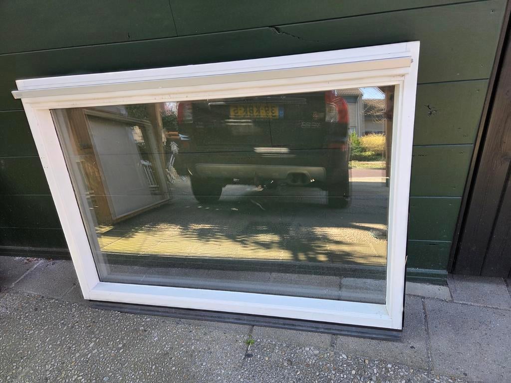 Gebruikt Velux dakraam GGL-7, 134 x 98 cm, Ophalen