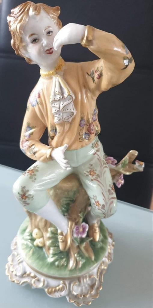 Erfenis stuk. Meissen mooi elegante gedecoreerde beeld, Verzenden