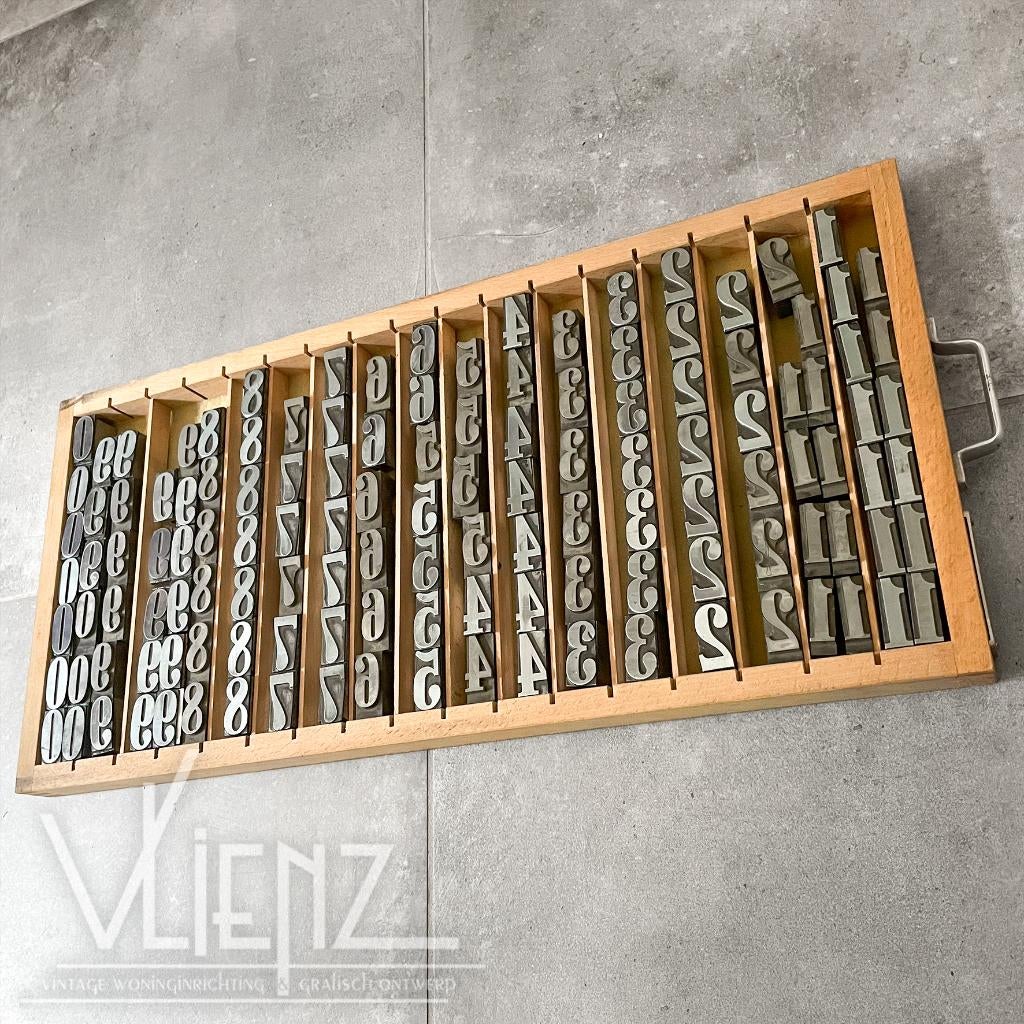 Vintage, industriële houten letterbak met druk cijfers, Ophalen