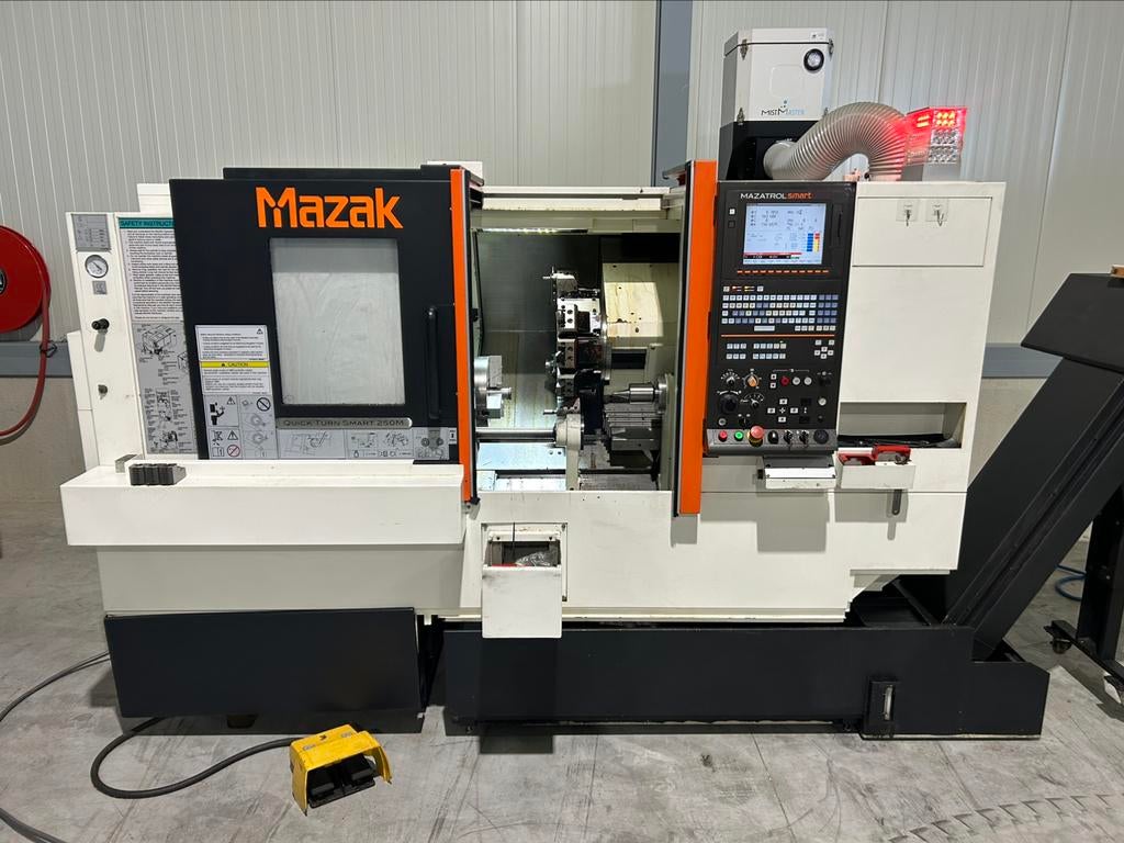 Mazak Quick Turn Smart 250M, Ophalen, Zo goed als nieuw, Metaaldraaibank