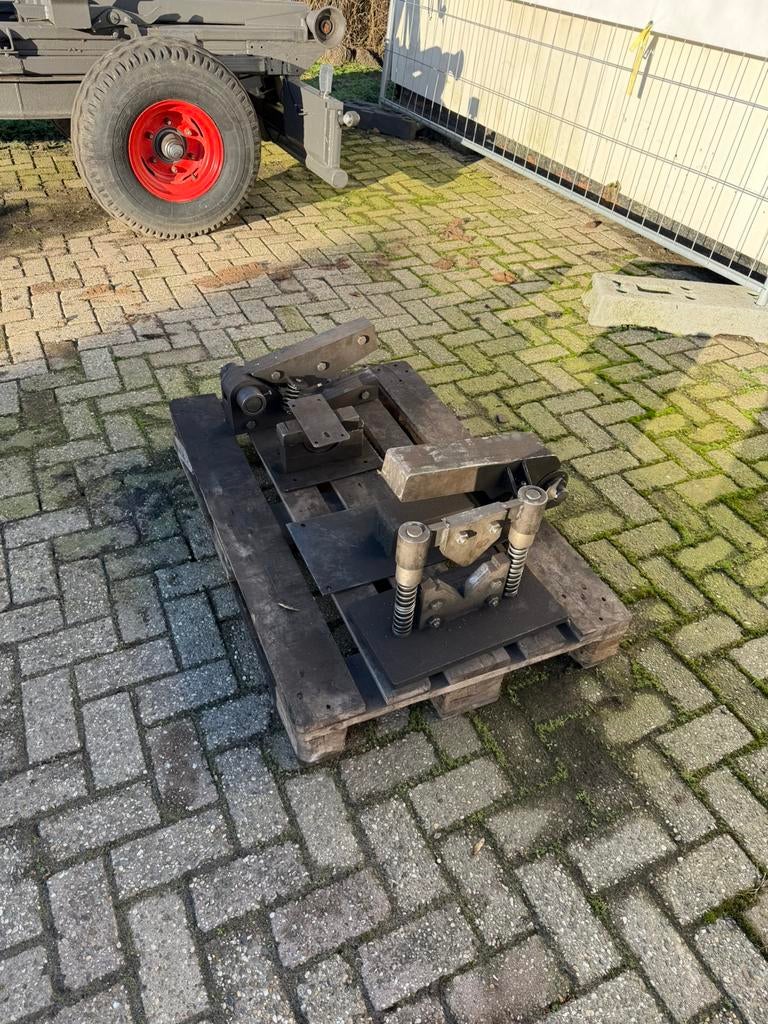 Te koop diversen voor hydraulische pers, Ophalen of Verzenden