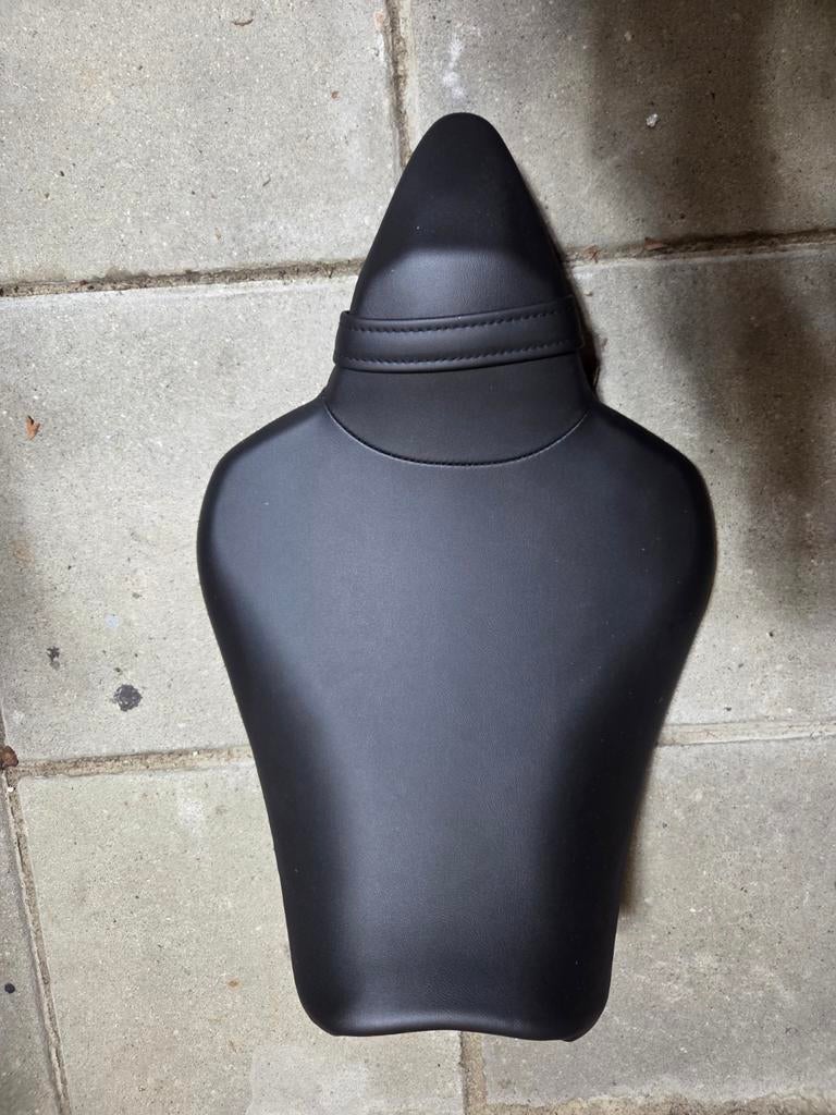 Z1000 2014 buddyseat als nieuw 2 x gebruikt, Ophalen of Verzenden