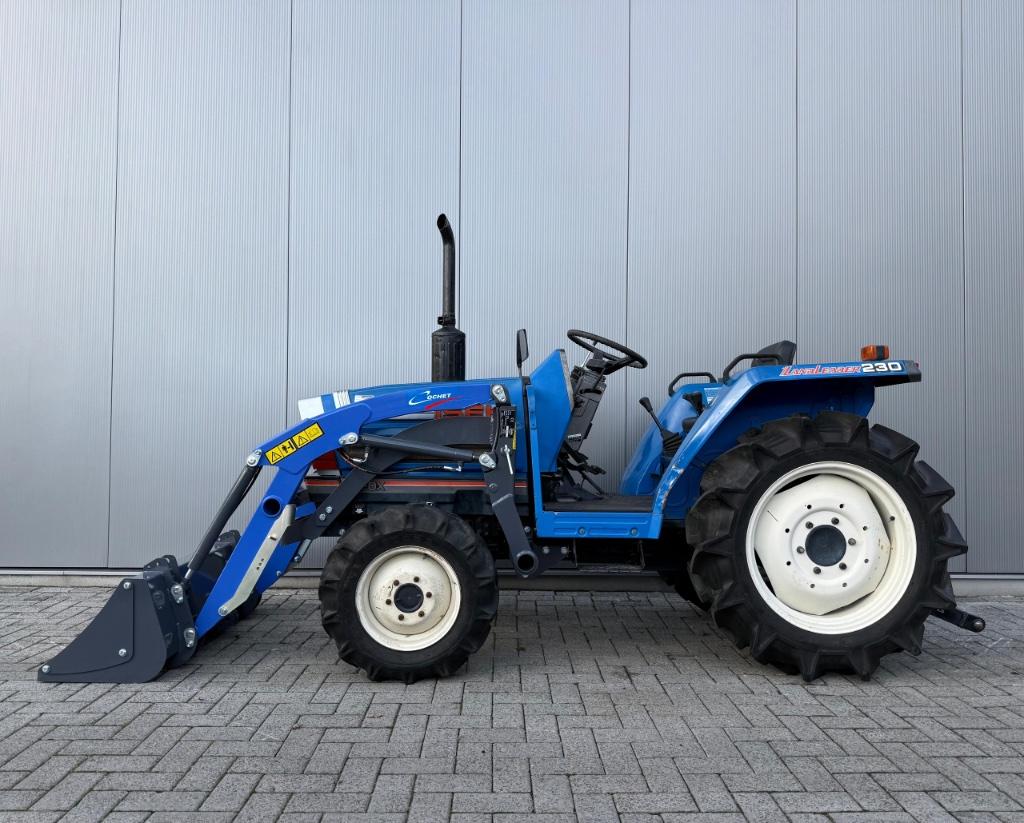 Iseki TA230 minitrekker met voorlader - 27PK - 566 draaiuren, Overige merken, Gebruikt, Tot 2500, Verzenden