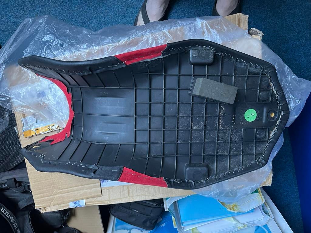 Suede buddy Ducati Hypermotard, Ophalen of Verzenden, Zo goed als nieuw