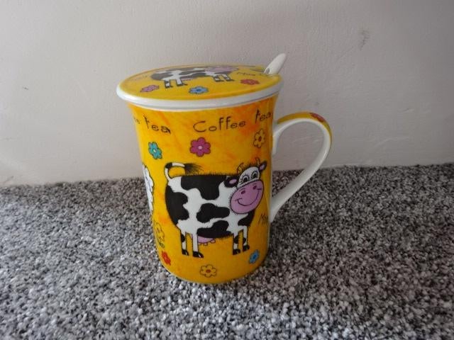 Superleuke NIEUWE beker met lepeltje en warmhouder, Keramiek, Nieuw, Ophalen of Verzenden, Overige stijlen