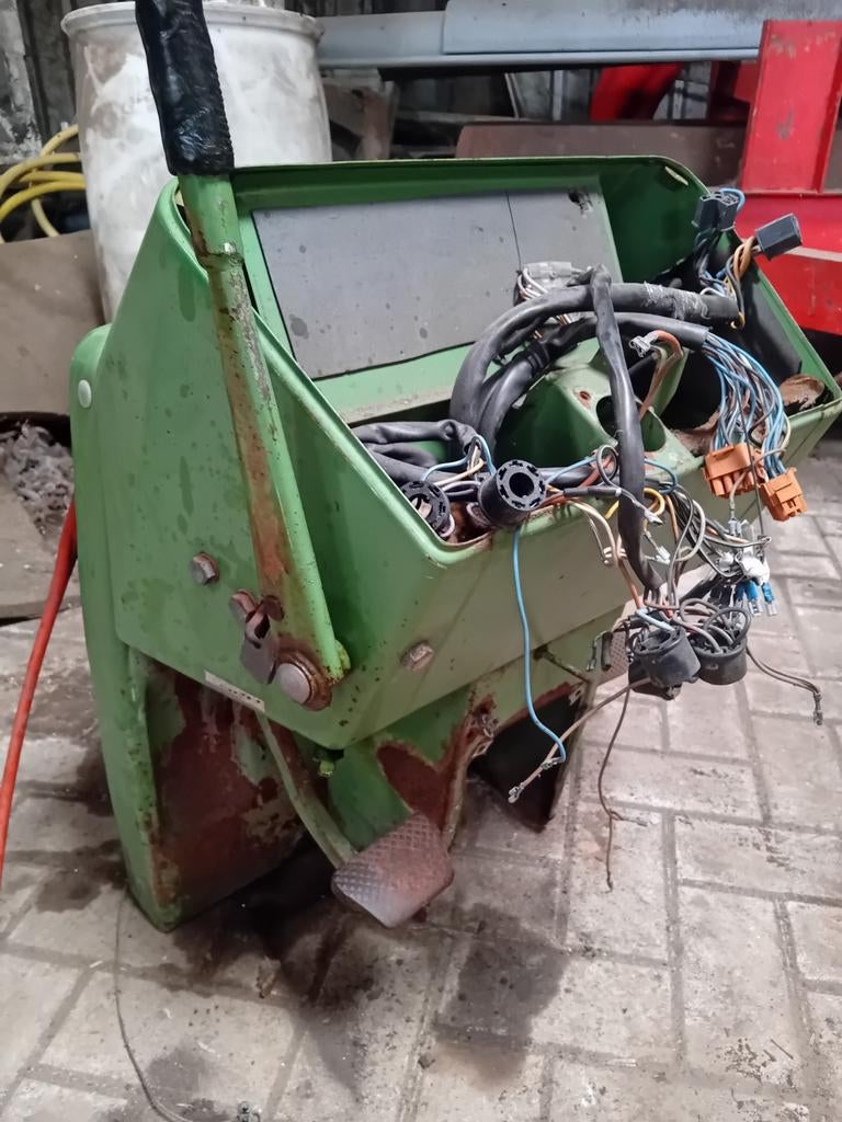 Fendt Cabine Onderdelen, Ophalen, Gebruikt, Dashboard en Schakelaars
