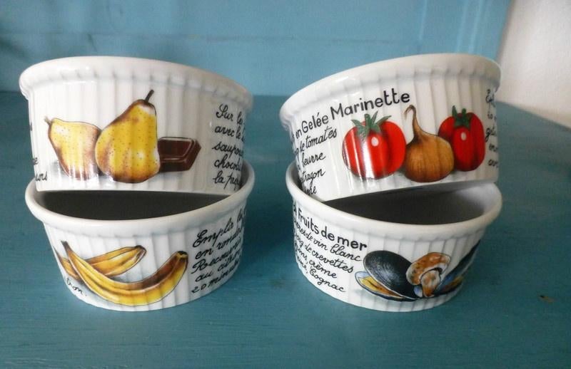 Vier porseleinen ramequin bakjes, Ophalen of Verzenden, Zo goed als nieuw, Kom(men), Overige stijlen