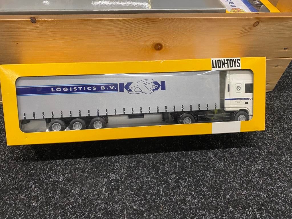 K&K logistics Deurne, Ophalen of Verzenden, Nieuw, Bus of Vrachtwagen, Lion Toys