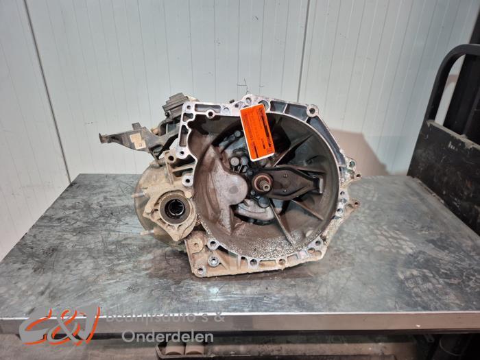 Versnellingsbak van een Peugeot Partner, Auto-onderdelen, Transmissie en Toebehoren, Gebruikt, -, -, Ophalen of Verzenden