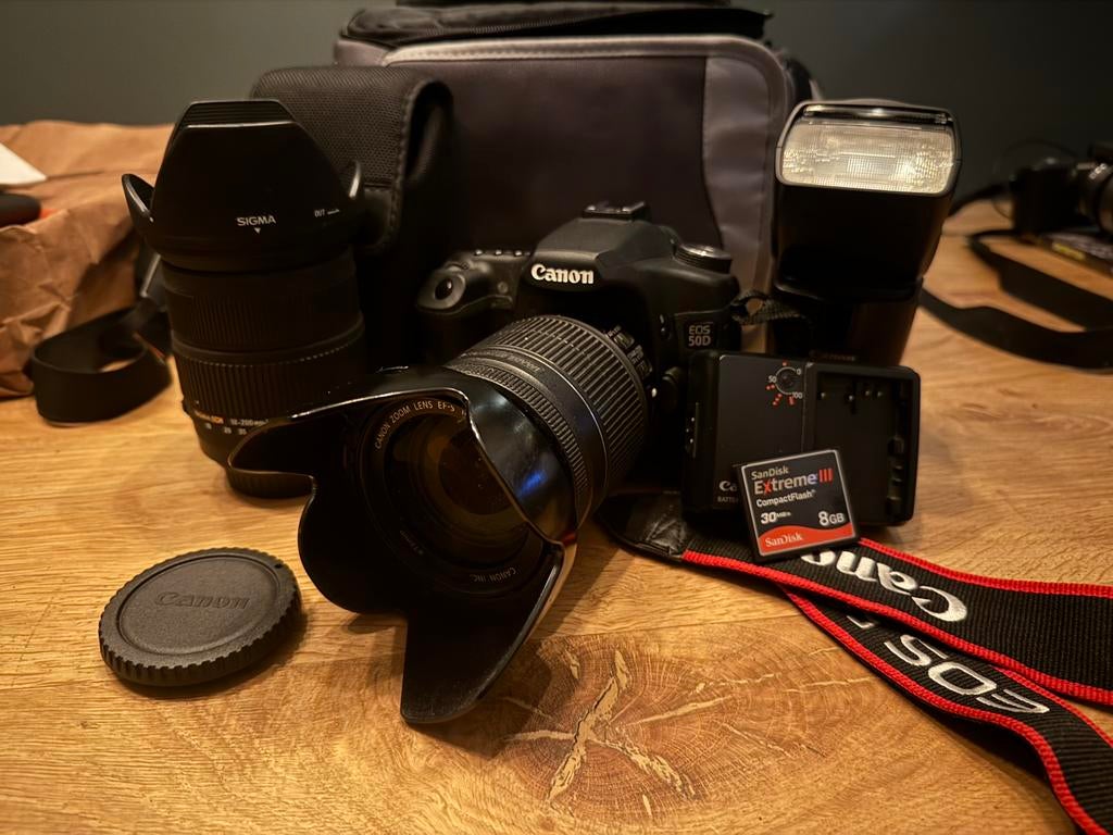Canon EOS 50D + 18-200mm IS + Sigma lens + 430EX II flitser, Audio, Tv en Foto, Fotocamera's Digitaal, Gebruikt, Spiegelreflex