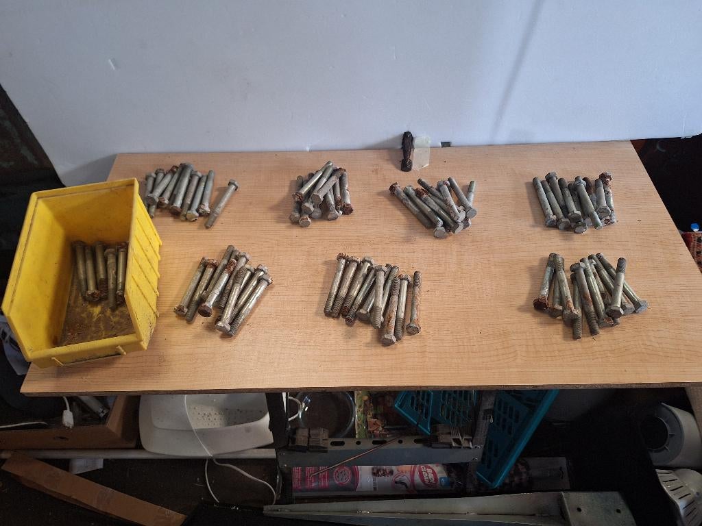 bouten, Ophalen of Verzenden, Nieuw, Minder dan 50 mm, Bouten of Moeren