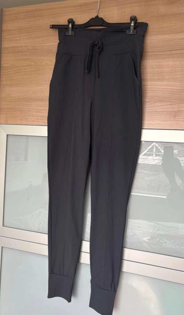 Studio Anneloes, Ophalen of Verzenden, Zo goed als nieuw, Maat 36 (S), Grijs