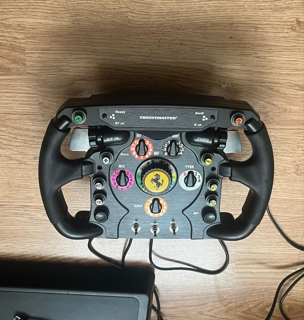 Thrustmaster Ferrari F1 Racestuur Add-On, Ophalen of Verzenden, Zo goed als nieuw