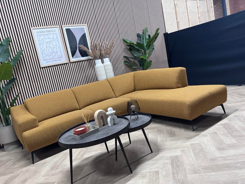 SHOWMODEL Montel Turner Hoekbank - Okergeel - 255 x 210