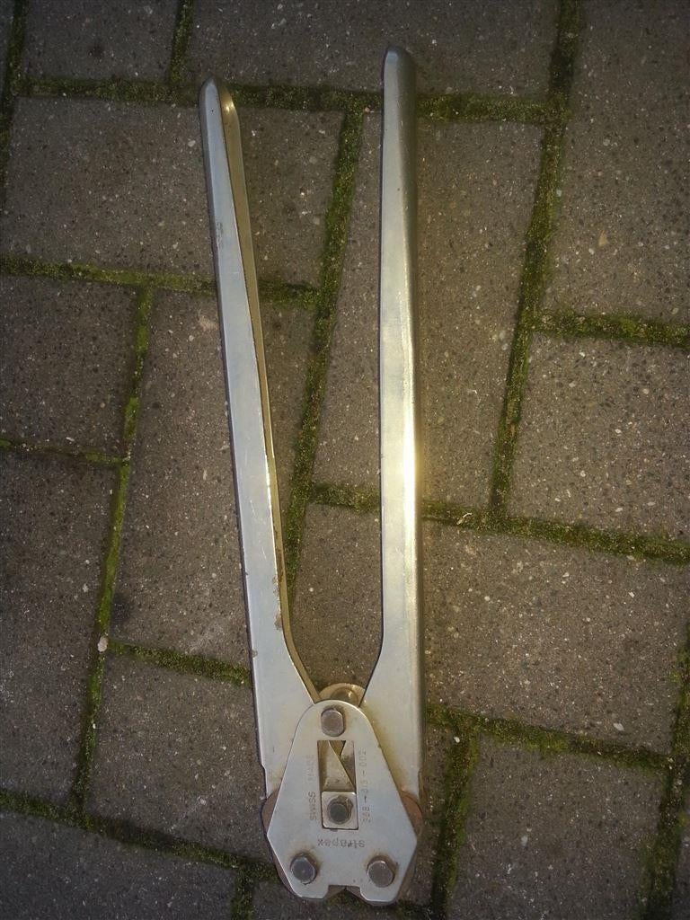 goede bandeleertang strapex, Ophalen of Verzenden, Gebruikt