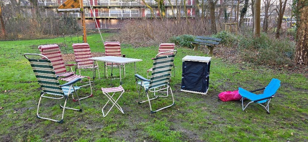 Campingstoelen en meer, Caravans en Kamperen, Kampeermeubelen, Ophalen, Gebruikt, Campingmeubel-accessoire