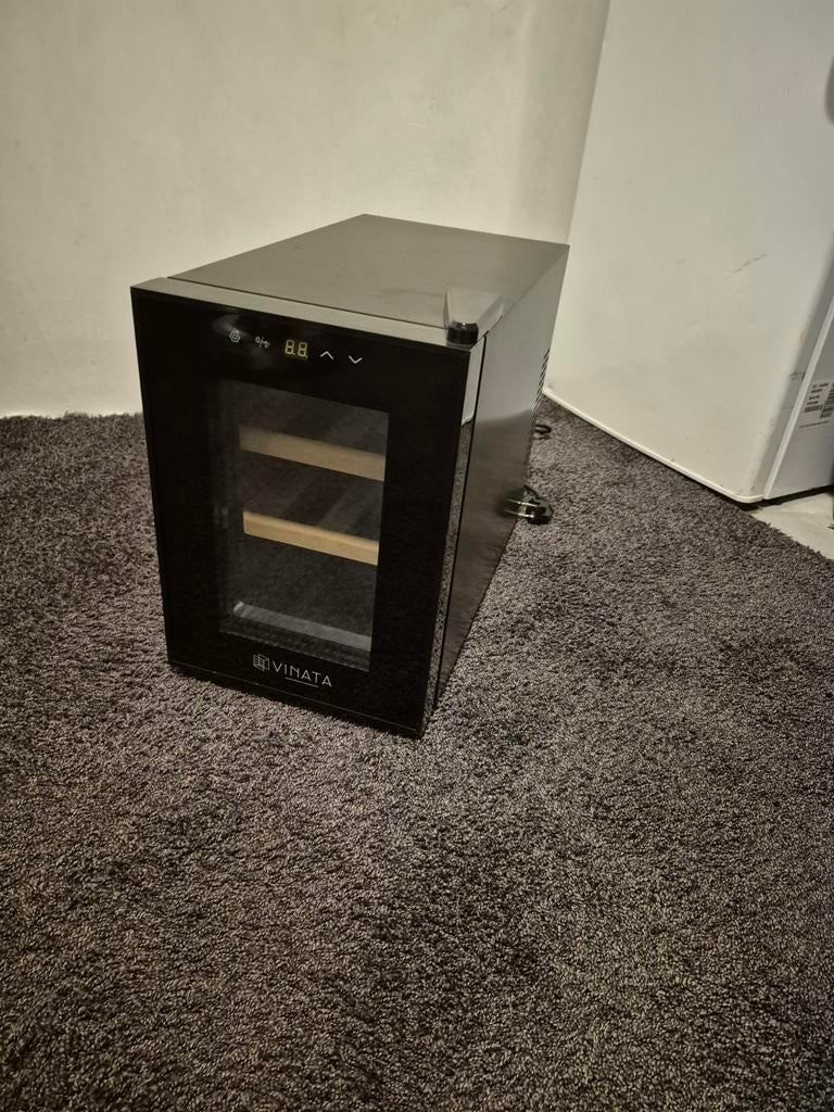 Vinata Wijnkoelkast voor 6 flessen - Zo goed als nieuw, Witgoed en Apparatuur, Koelkasten en IJskasten, Ophalen, Minder dan 45 cm