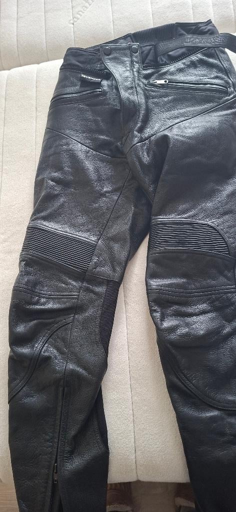 mortorbroek(en) leer, Motoren, Kleding | Motorkleding, Overige merken, Broek | leer, Ophalen of Verzenden, Dames