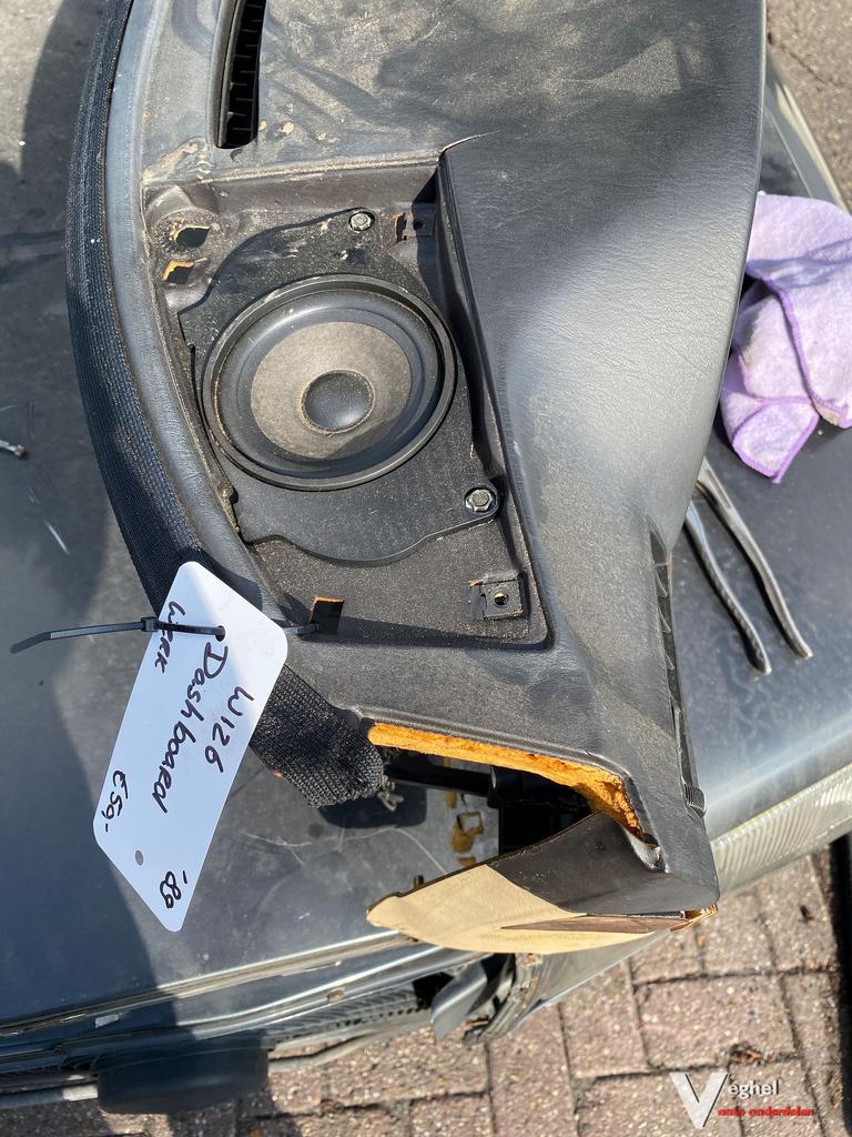 Mercedes W126 1989  2300075  Dashboard, Ophalen, Gebruikt, -, -