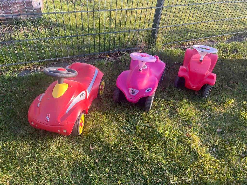 Drie loopauto's: rood Puky, roze BIG, rode big bobby car, Ophalen, Gebruikt, Loopvoertuig
