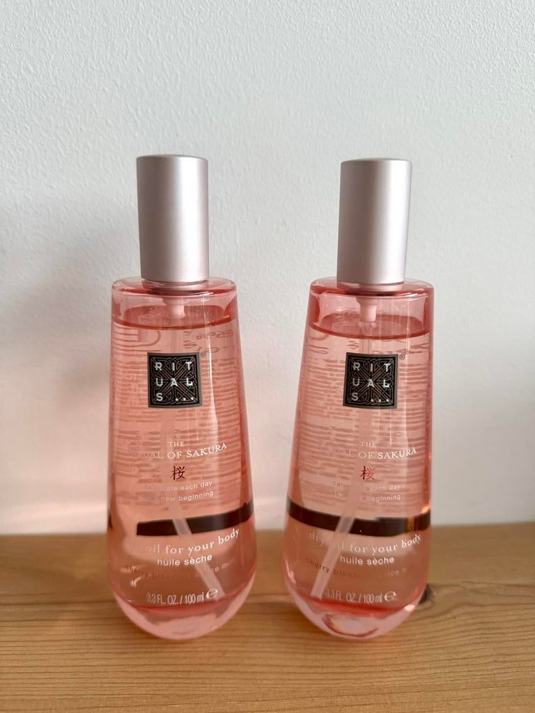 Nieuw Rituals Sakura lichaamsolie 100ml, Verzenden, Nieuw, Bodylotion, Crème of Olie