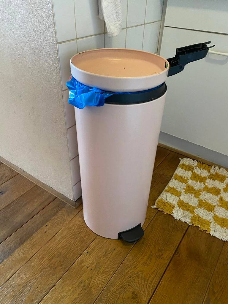 Brabantia Roze pedaalemmer - 30 liter, Ophalen, Kunststof, Gebruikt, Met pedaal