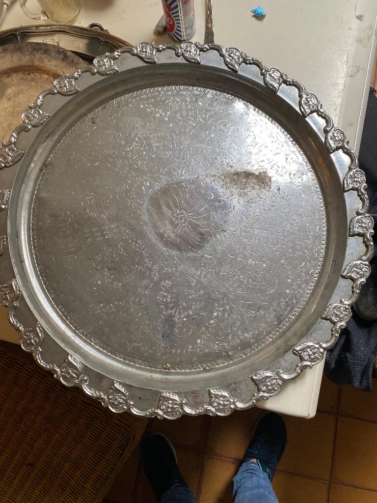 Rond dienblad, Ophalen of Verzenden, Gebruikt, Rond, Overige materialen