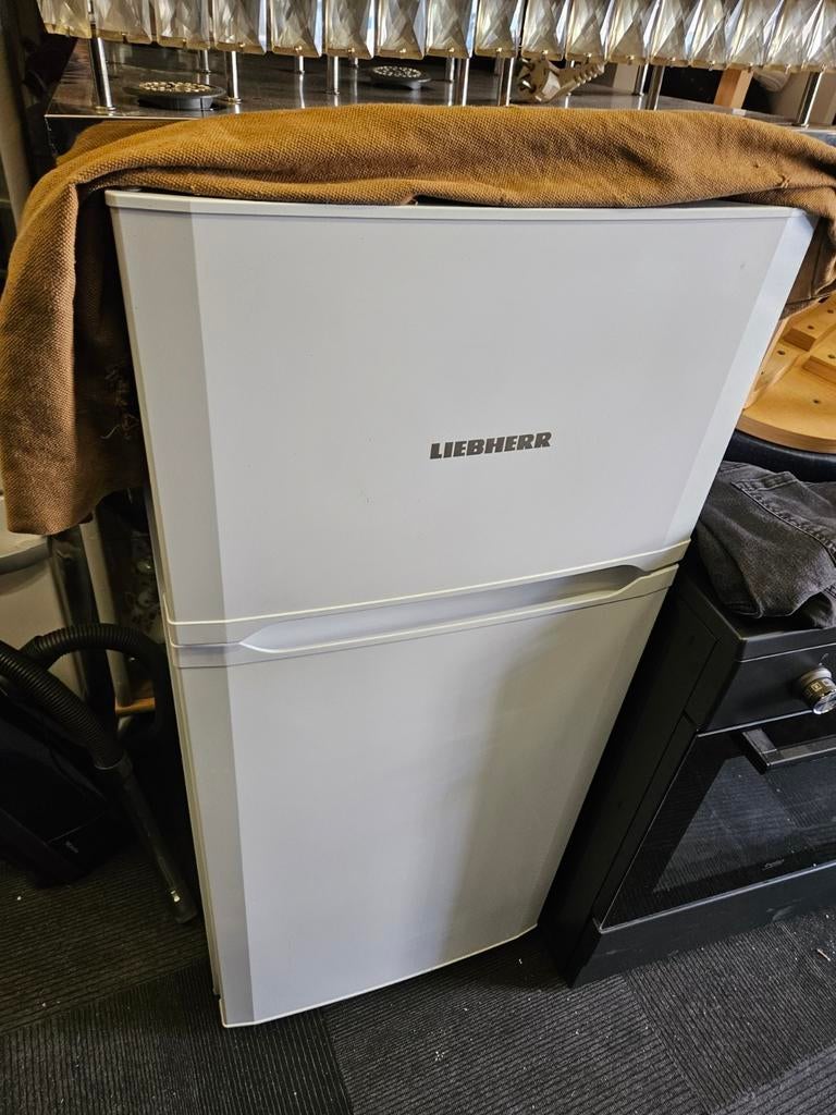 koelkast LIEBHERR, Ophalen, 150 tot 200 liter, 120 tot 140 cm, Zo goed als nieuw
