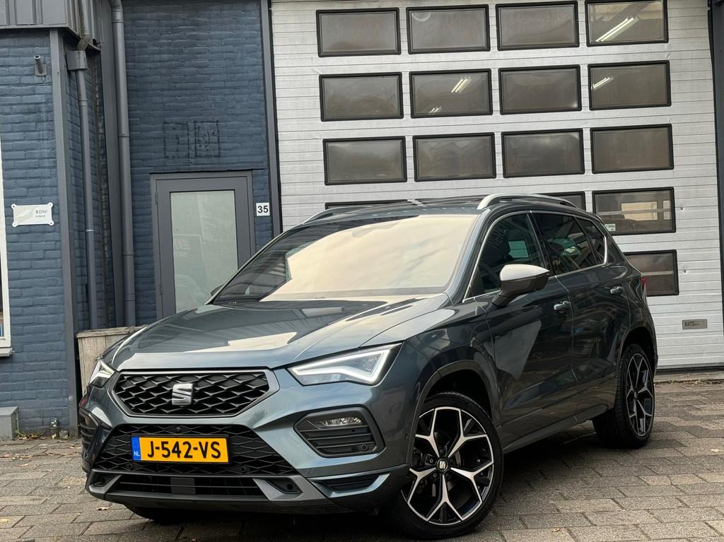 Seat Ateca 1.5 TSI FR Business Intense | Pano | 360 Camera |, Auto's, Seat, Euro 6, 4 cilinders, Ateca, Bedrijf