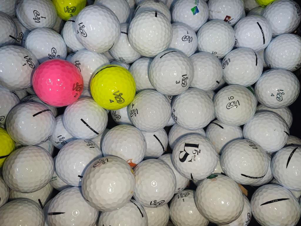 Vice tour drive golfballen AAAA kwaliteit 50 stuks, Sport en Fitness, Golf, Ophalen of Verzenden, Zo goed als nieuw, Bal(len)