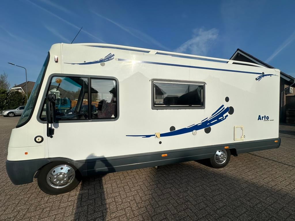 Niesmann & Bischoff Arto 69 G, met veel extra’s., Caravans en Kamperen, Integraal, Niesmann+Bischoff, Ringverwarming, Fiat