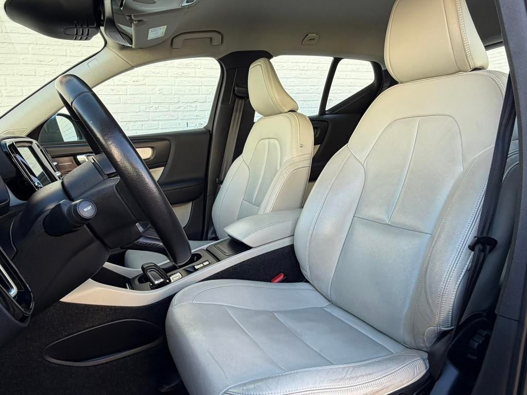 Volvo XC40 2.0 T4 Automaat Pdc Clima Cruise Trekhaak Led Dab, 15 km/l, 1969 cc, Leder, Bedrijf