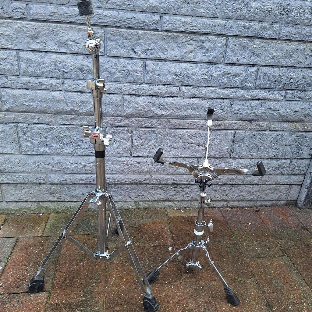 Bekkenstatief - snaredrum statief, Ophalen of Verzenden, Zo goed als nieuw