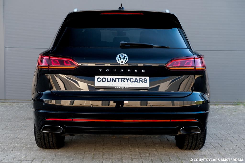 Volkswagen Touareg 4.0 V8 TDI R-Line 4Motion | Grijs Kenteke, Automaat, Gebruikt, Zwart, Bedrijf