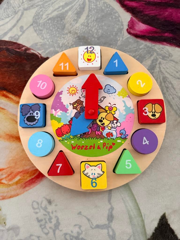 Woezel en Pip leren klok kijken - Houten puzzelklok, Ophalen of Verzenden, Gebruikt, Puzzelen