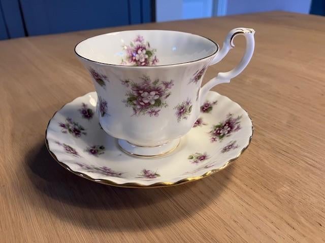 Royal Albert, Ophalen of Verzenden