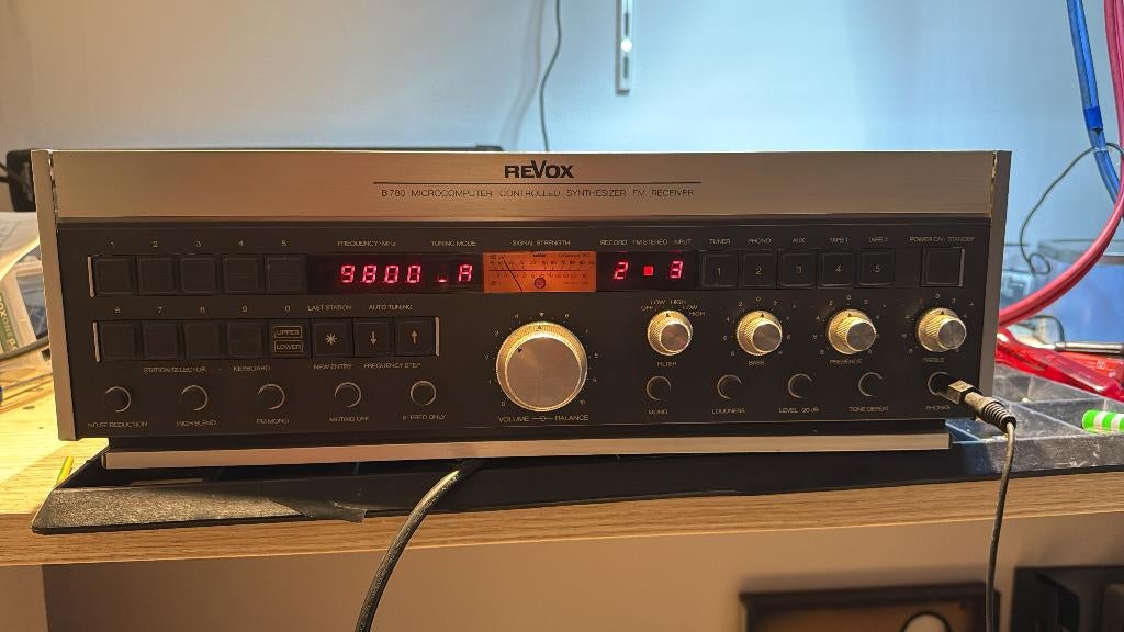 Revox B780 receiver, Gebruikt, 60 tot 120 watt, Stereo, Ophalen