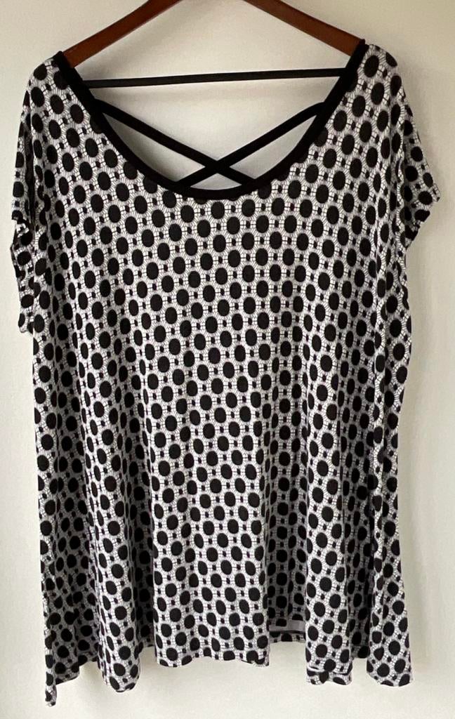 Ophilia tuniek maat 50/52, Ophalen, Zo goed als nieuw