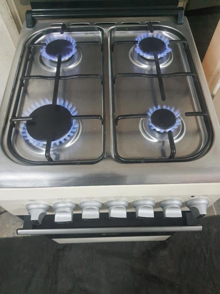 Wiggo gasfornuis met elektrische oven werkt Uitstekend, Ophalen, Minder dan 85 cm, Grill, 4 kookzones