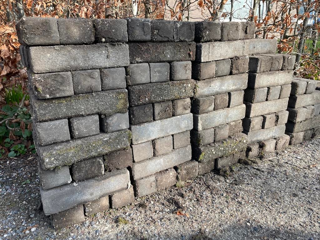 Grijze Betonnen Klinkers 20x6x5 cm - Gebruikt, Tuin en Terras, Tegels en Klinkers, Ophalen of Verzenden, Gebruikt, Beton, Klinkers