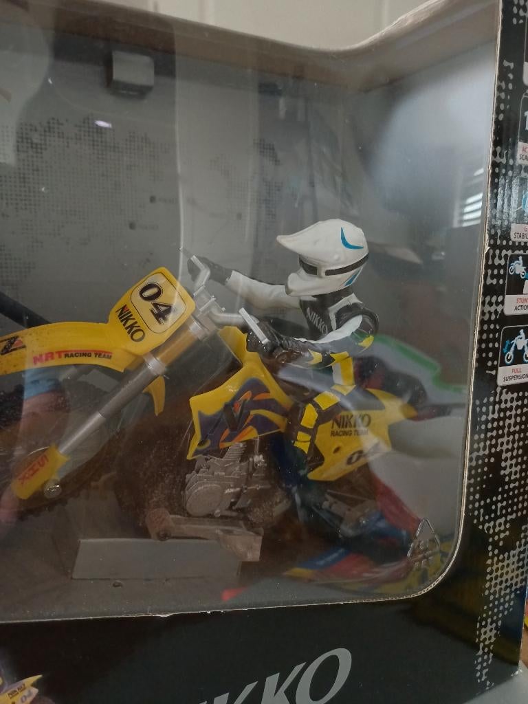 Nikko radiografisch bestuurbare motor, Hobby en Vrije tijd, Modelbouw | Radiografisch | Auto's, Ophalen of Verzenden, Nieuw, Overige typen