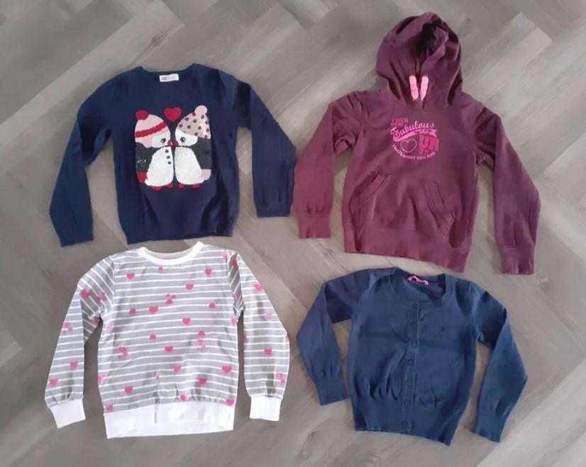 Pakket Meisjes Truien 4x, Maat 122 / 128, Ophalen of Verzenden, Zo goed als nieuw, Meisje, Trui of Vest