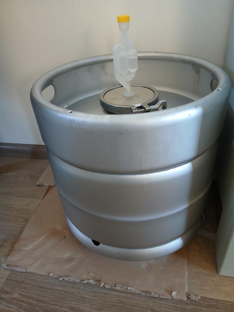 Kegmenter vergistingsvat koolzuurfles en accessoires, Hobby en Vrije tijd, Overige Hobby en Vrije tijd, Ophalen of Verzenden