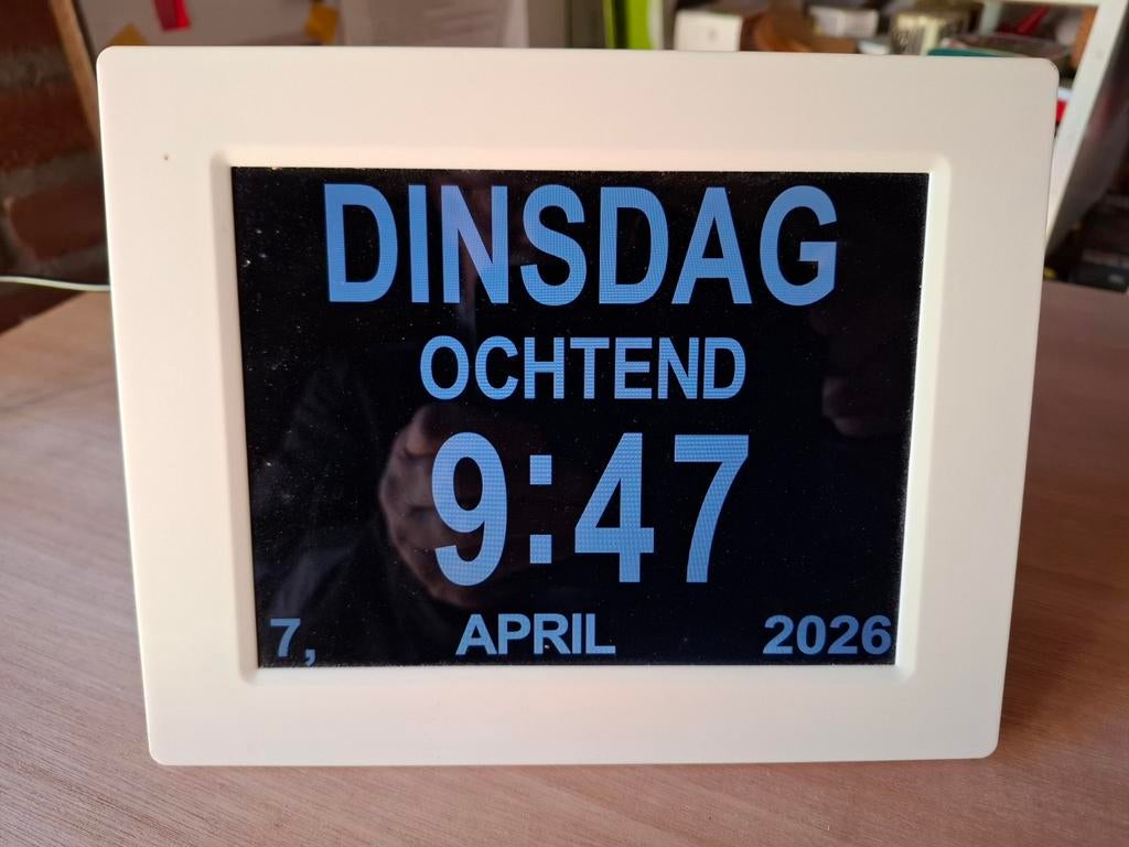 Dementie klok digitaal, Ophalen of Verzenden, Zo goed als nieuw, Wandklok