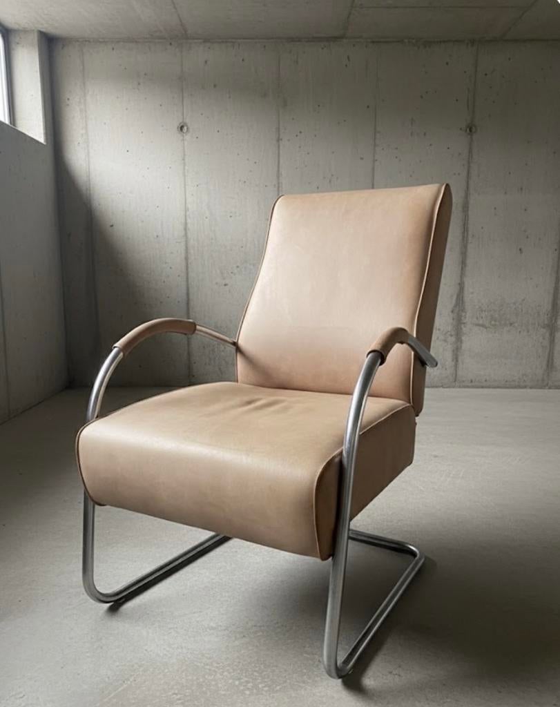 Jess Fauteuil design leer, Ophalen, Zo goed als nieuw