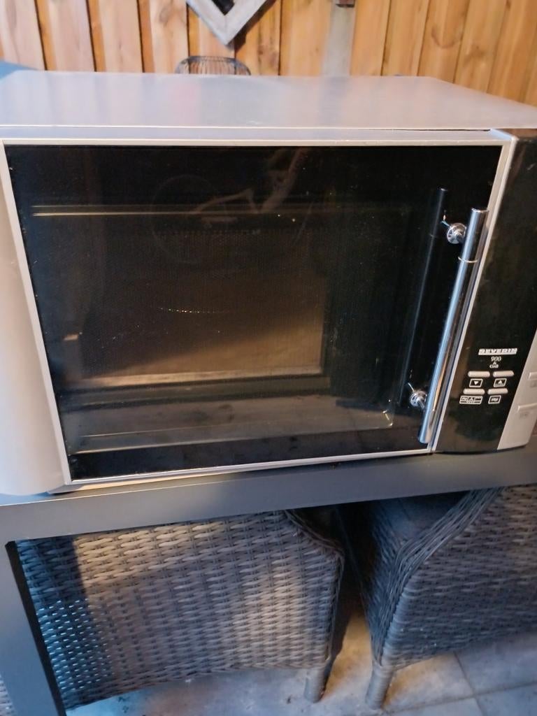 Severin Magnetron - Zilver/Zwart, Witgoed en Apparatuur, Magnetrons, Ophalen, Gebruikt, Magnetron, 45 tot 60 cm